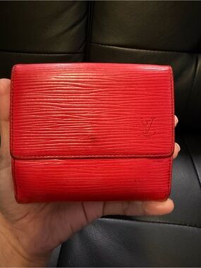 LV epi wallet red